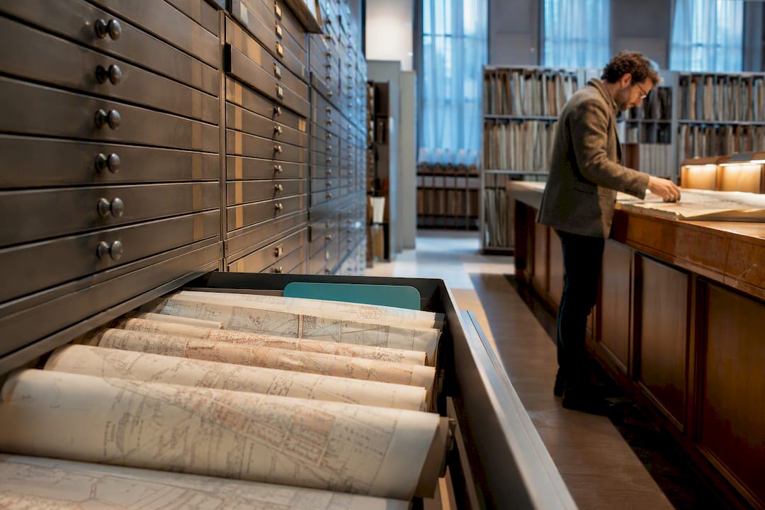 Spanish cadastral property records archive